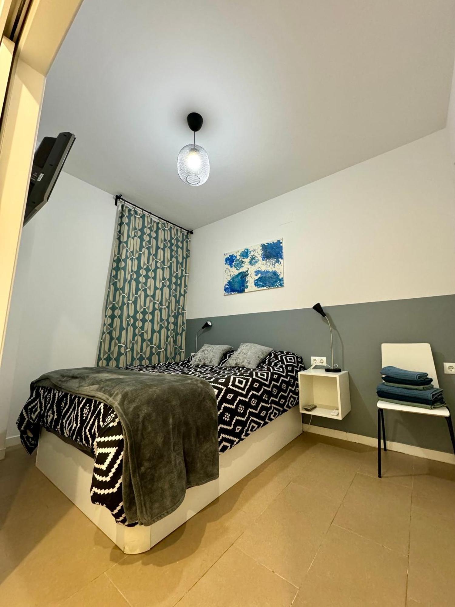 Moderno Apartamento Con Parking,Tarrassa, Barcelona Terrassa Bagian luar foto