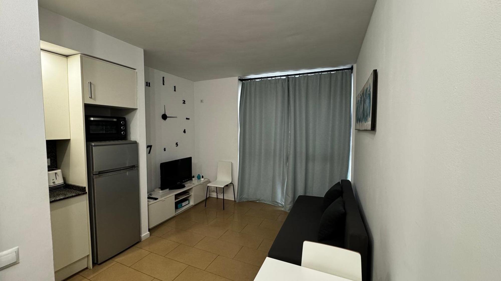 Moderno Apartamento Con Parking,Tarrassa, Barcelona Terrassa Bagian luar foto
